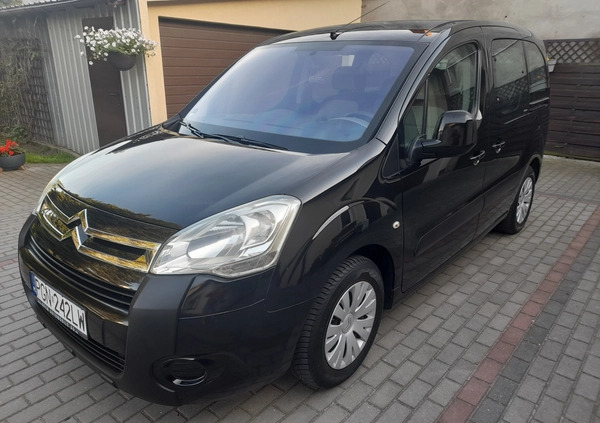 Citroen Berlingo cena 22900 przebieg: 213034, rok produkcji 2009 z Kłecko małe 466